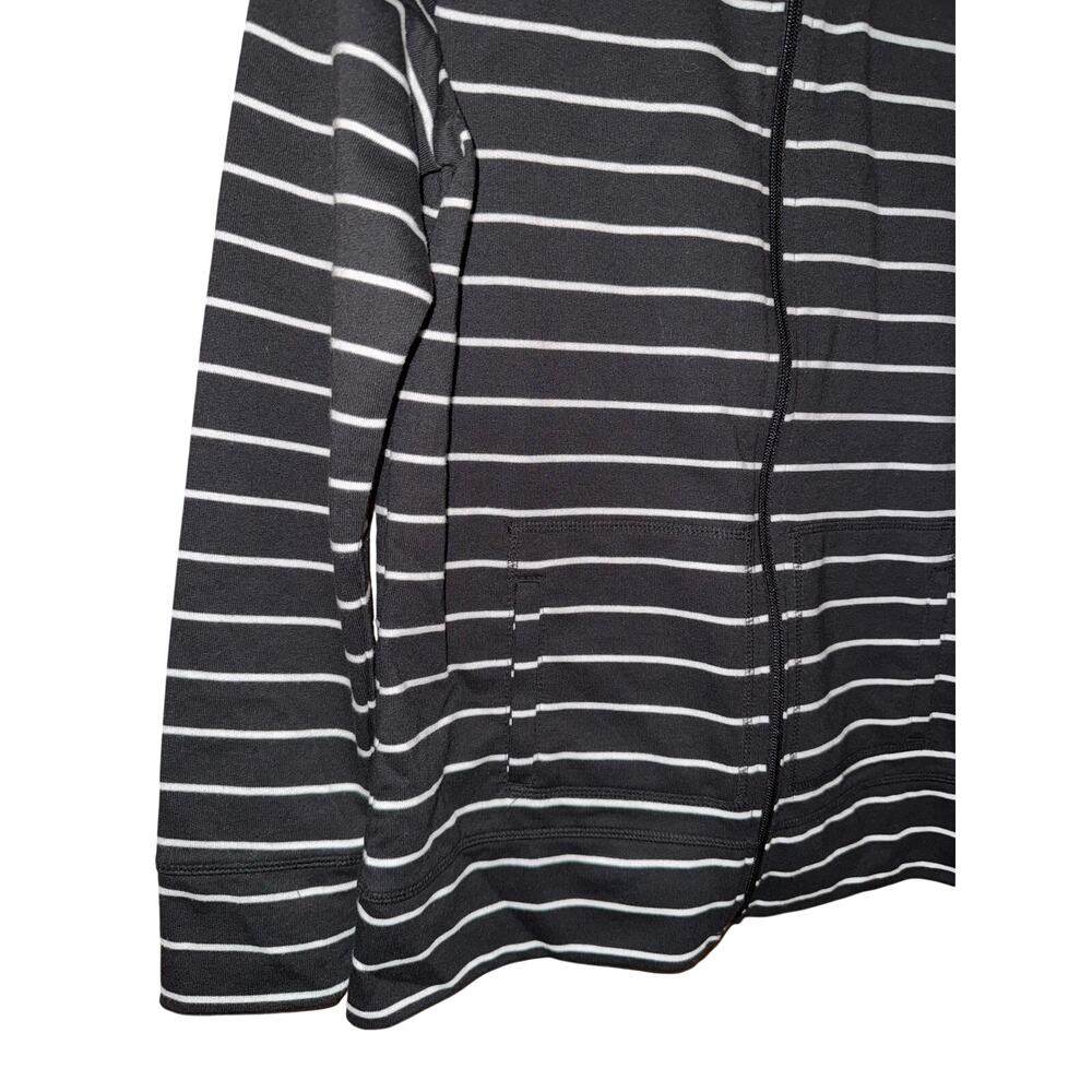 Karen Scott Sport Striped Mock-Neck Zip Front Jacket – Black / White – XS - Picture 3 of 7